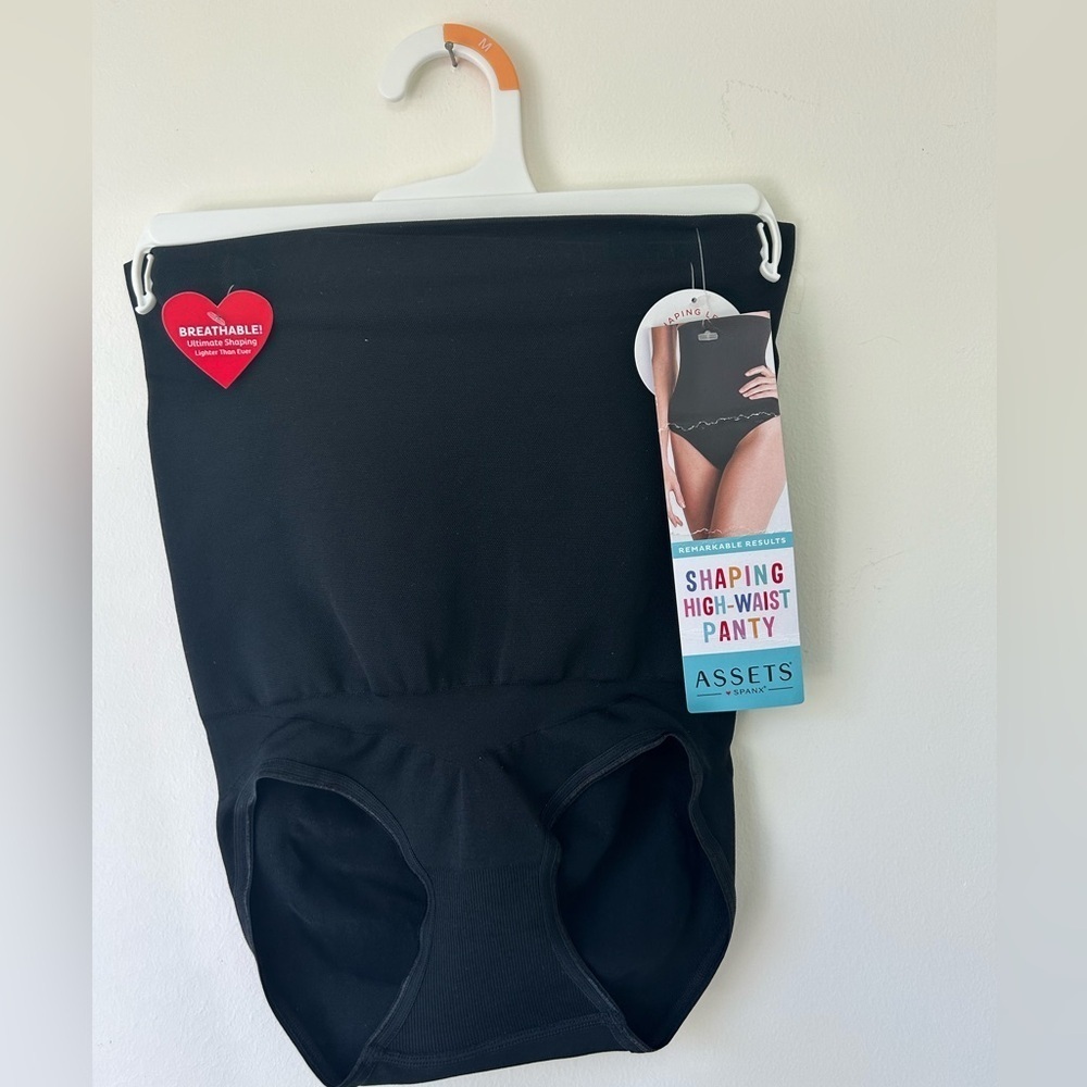 Assets by Spanx Shaping High Waist Panty size medium